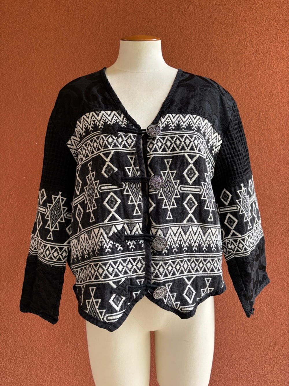 Lightweight Black & White Geometric Pattern Women's Cardigan